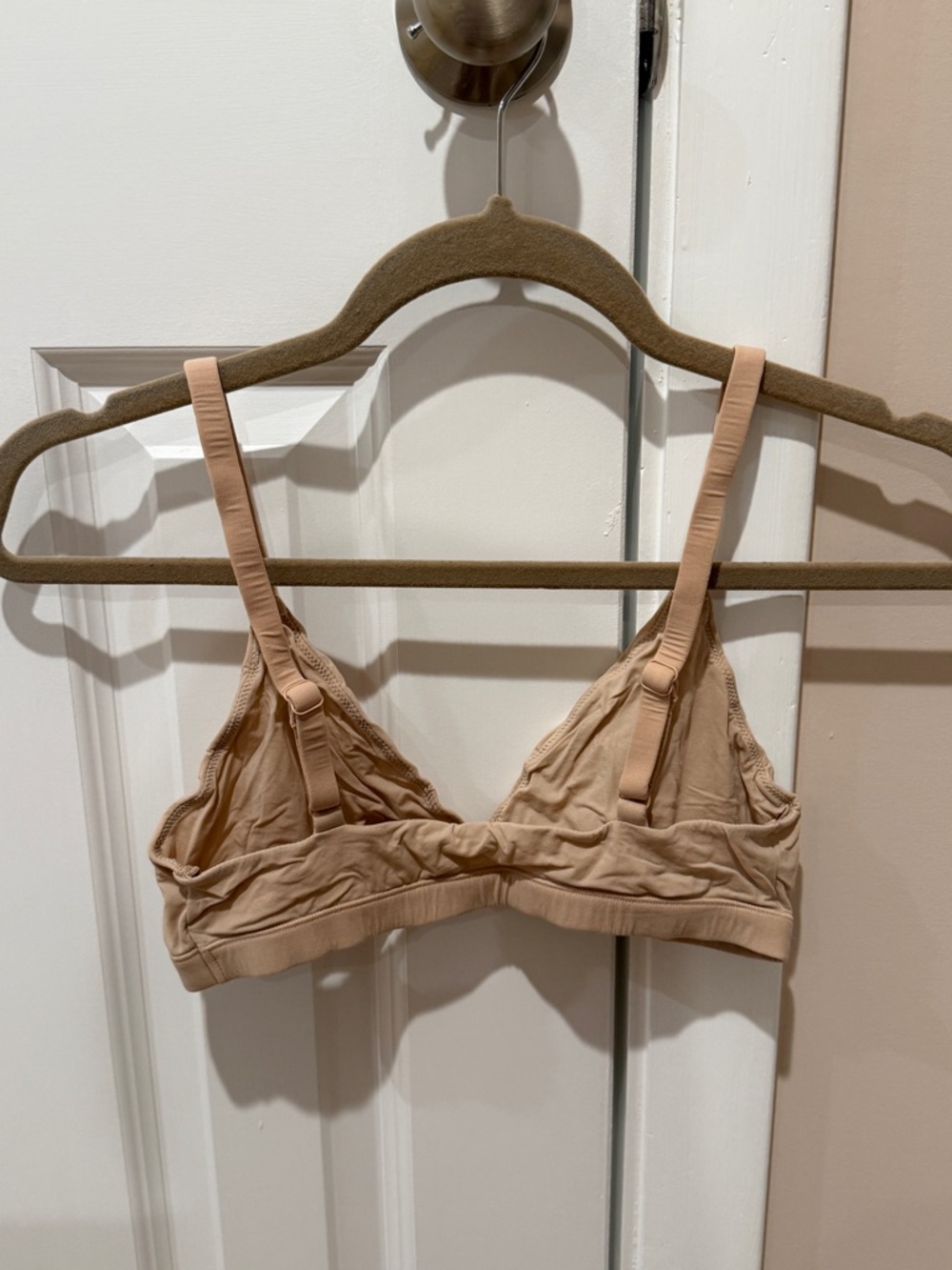 SKIMS Nude Triangle Bralette, Size Medium - Picture 3 of 4